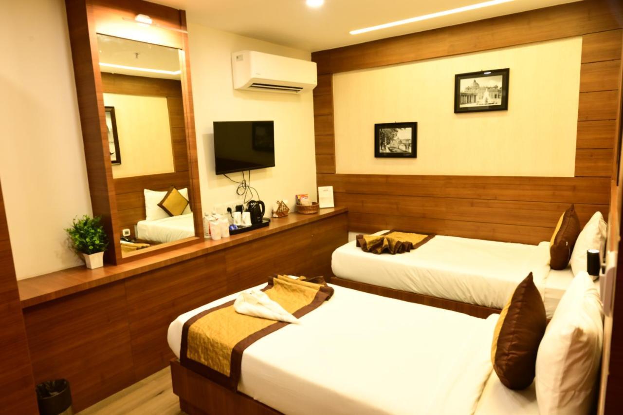 Hotel Silkhouse Premier Danapur Extérieur photo