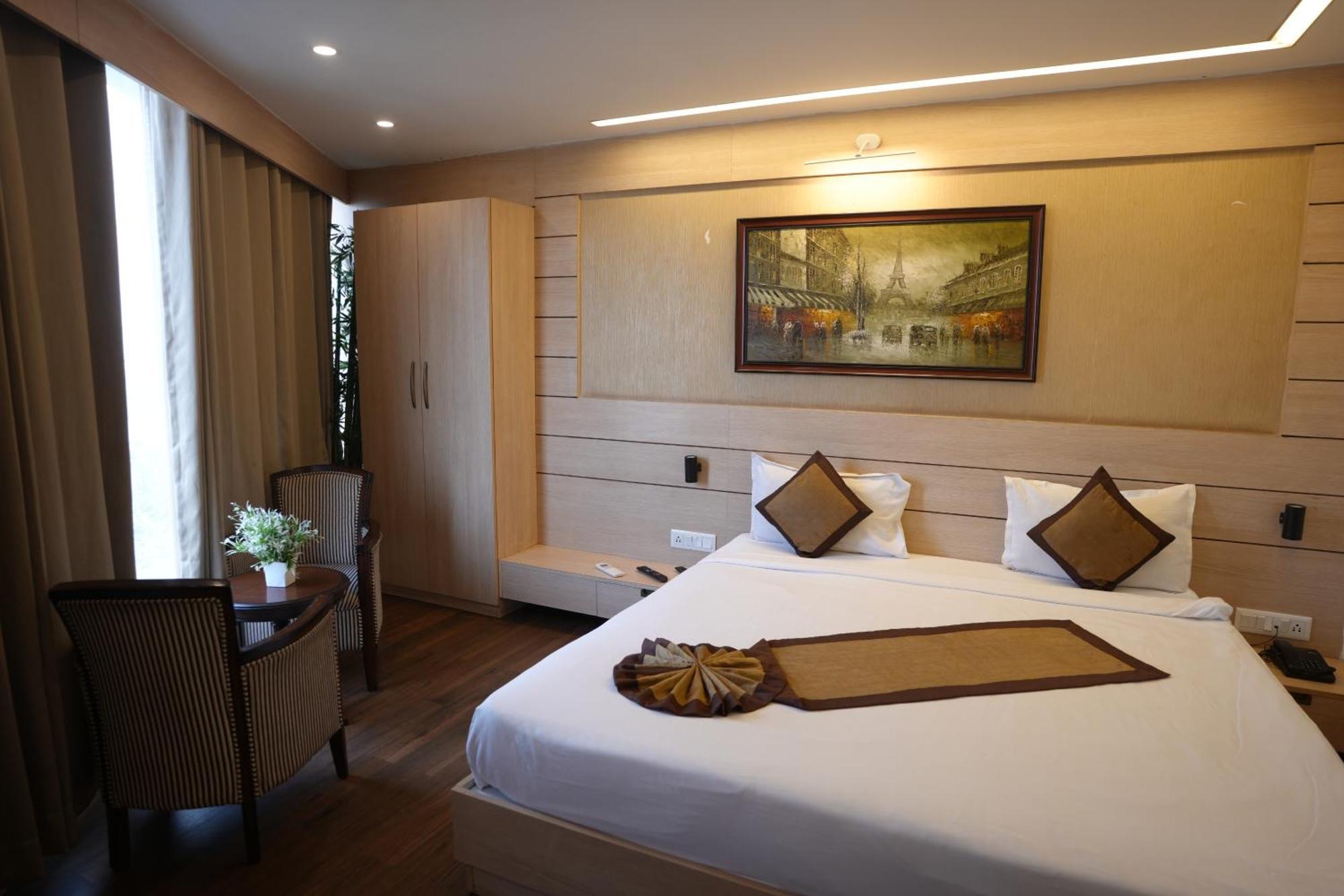 Hotel Silkhouse Premier Danapur Extérieur photo
