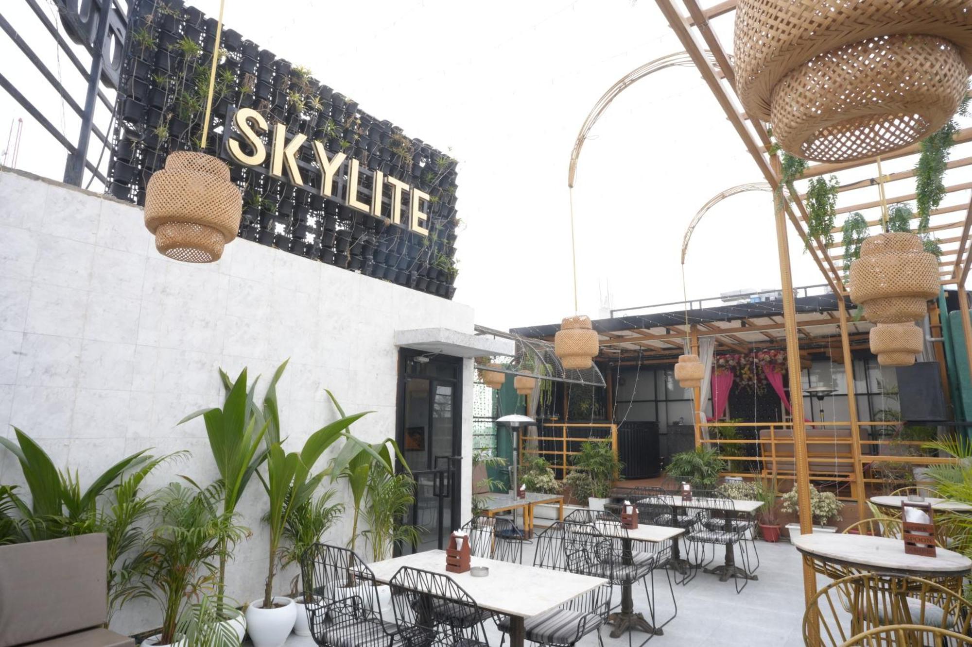 Hotel Silkhouse Premier Danapur Extérieur photo