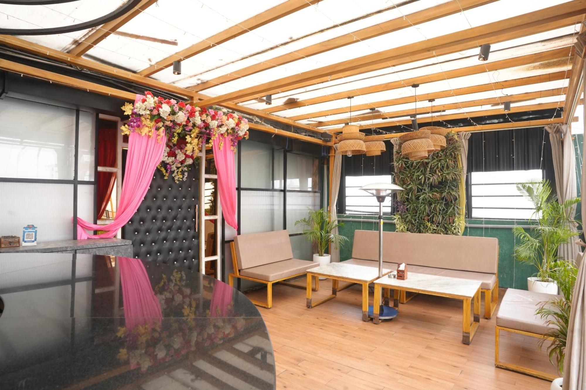 Hotel Silkhouse Premier Danapur Extérieur photo